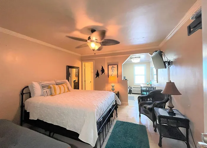 Apartment Retreat @ Beachview 226 Gulf Shores